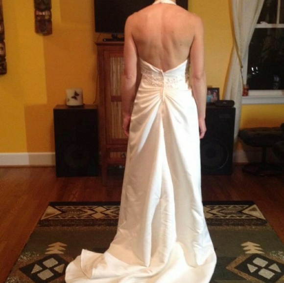 White Wedding Dress & Crystal edge Fingertip Veil - Picture 1 of 7
